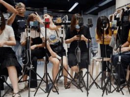 直播私号乱象丛生！粉丝咋防骗？真相大揭秘