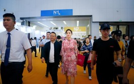 信息爆炸时代，QQ空间咋破人气瓶颈？免费领访客秘籍大公开