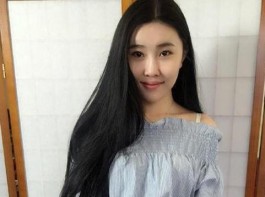 王者荣耀接单兴起，为电竞从业者拓宽就业路并规范服务市场